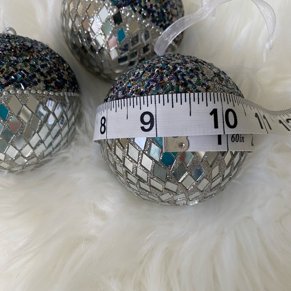 Christmas Ornaments - Picture 6 of 8